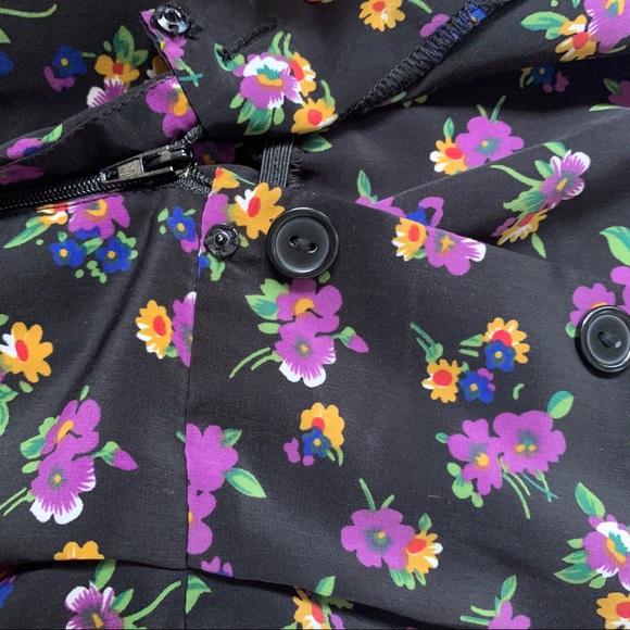 Urban Outfitters Floral Silk ROMPER - Picture 5 of 6